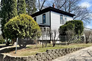 411 8th St, Red Wing, MN 55066 - Photo 2