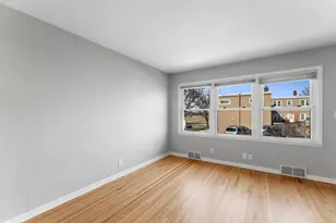 2043 Montreal Ave, Saint Paul, MN 55116 - Photo 4