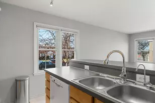 2043 Montreal Ave, Saint Paul, MN 55116 - Photo 14