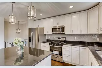 5520 Lindsay Street, Golden Valley, MN 55422 - Photo 6