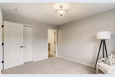 5520 Lindsay Street, Golden Valley, MN 55422 - Photo 14