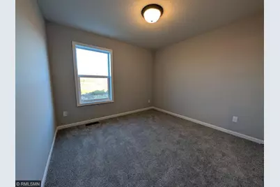 10538 Goodview Avenue S, Cottage Grove, MN 55016 - Photo 12