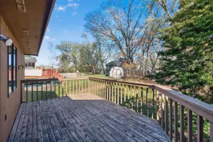 2317 Montana Ave E, Maplewood, MN 55119 - Photo 12