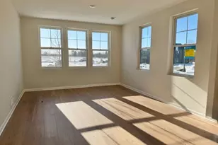 906 Woodlawn Ave, Saint Paul, MN 55116 - Photo 8