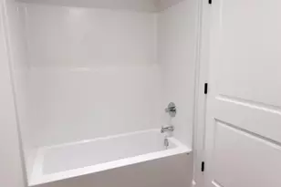 718 S Division St, Roberts, WI 54023 - Photo 10