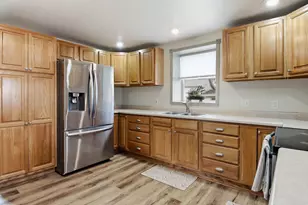 921 11th St E, Menomonie, WI 54751 - Photo 14