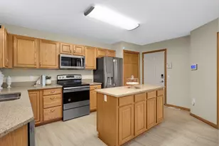 18659 Kalmar Trail, Lakeville, MN 55044 - Photo 6