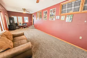 513 E Hollett St, Tracy, MN 56175 - Photo 10