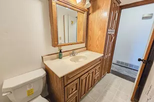 513 E Hollett St, Tracy, MN 56175 - Photo 12