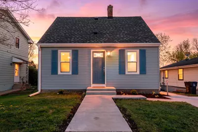 440 Nebraska Avenue E, Saint Paul, MN 55130 - Photo 1