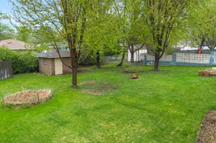 6820 Washington St NE, Fridley, MN 55432 - Photo 18
