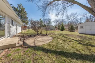 2042 Bluestone Ln, Eagan, MN 55122 - Photo 32