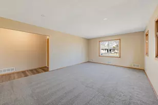 2042 Bluestone Ln, Eagan, MN 55122 - Photo 6