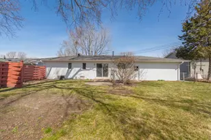 2042 Bluestone Ln, Eagan, MN 55122 - Photo 30