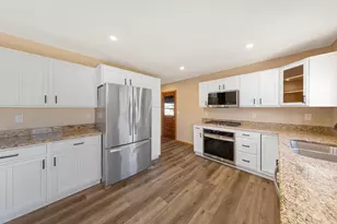 2042 Bluestone Ln, Eagan, MN 55122 - Photo 14