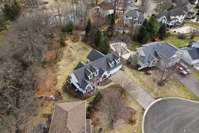 10389 Fox Run Road, Woodbury, MN 55129 - Photo 4