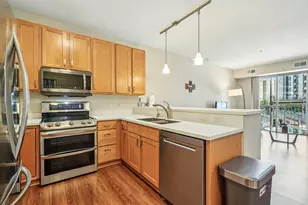 2900 University Ave SE, Minneapolis, MN 55414 - Photo 2