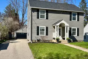 833 10th St NW, Rochester, MN 55901 - Photo 1