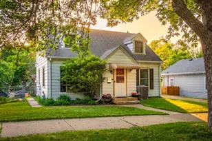 1101 Humboldt Ave, West Saint Paul, MN 55118 - Photo 1