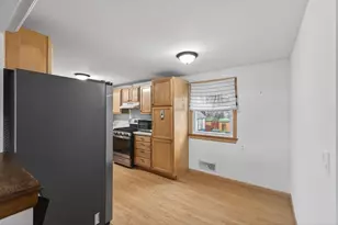 556 53 1/2 Ave NE, Fridley, MN 55421 - Photo 12