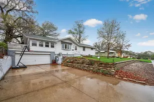 556 53 1/2 Ave NE, Fridley, MN 55421 - Photo 32