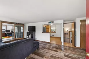 556 53 1/2 Ave NE, Fridley, MN 55421 - Photo 2