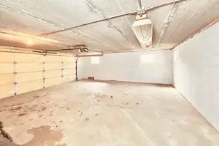 2125 Hazelwood St, Maplewood, MN 55109 - Photo 36