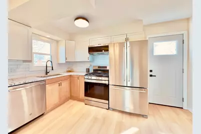 2125 Hazelwood Street, Maplewood, MN 55109 - Photo 10