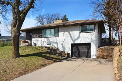 1483 3rd Street E, Saint Paul, MN 55106 - Photo 1