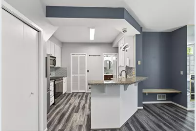 4255 Merrimac Lane N #41, Plymouth, MN 55446 - Photo 10