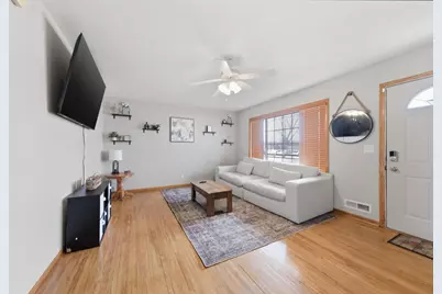 8226 Hillside Trail S, Cottage Grove, MN 55016 - Photo 6