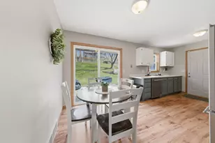 8226 Hillside Trail S, Cottage Grove, MN 55016 - Photo 8
