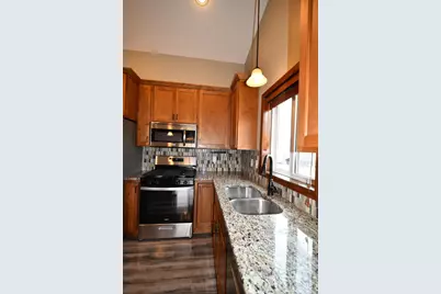 887 Golf View Avenue, Zumbrota, MN 55992 - Photo 14