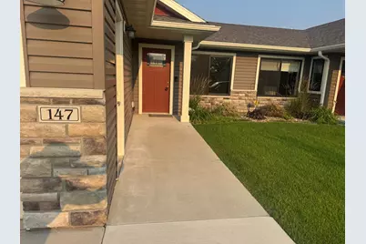 147 Highland Circle, Zumbrota, MN 55992 - Photo 2
