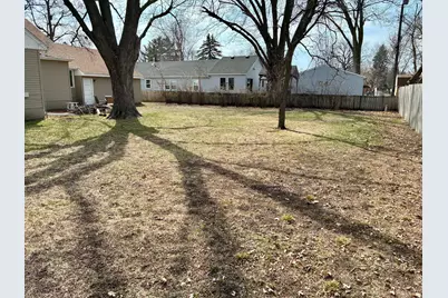 8716 Elliot Avenue S, Bloomington, MN 55420 - Photo 4