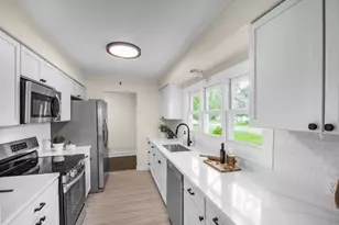 8716 Elliot Ave S, Bloomington, MN 55420 - Photo 12