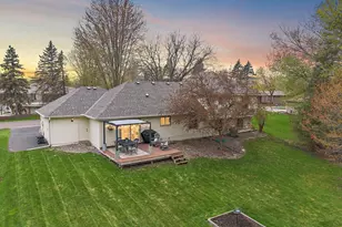 4589 Saddlewood Dr, Minnetonka, MN 55345 - Photo 2