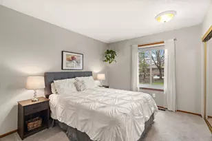 4589 Saddlewood Dr, Minnetonka, MN 55345 - Photo 40
