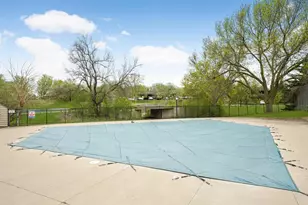 5645 Green Cir Dr, Hopkins, MN 55343 - Photo 26