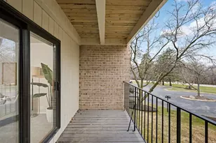 5645 Green Cir Dr, Hopkins, MN 55343 - Photo 12