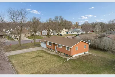 402 E 2nd Street N, Truman, MN 56088 - Photo 22