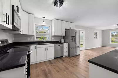 411 4th Street N, Sartell, MN 56377 - Photo 2