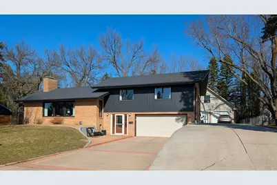 1308 Ridgeview Drive, Montevideo, MN 56265 - Photo 1