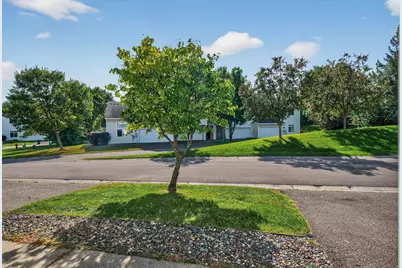 8983 Sawgrass Glen N, Maple Grove, MN 55311 - Photo 4