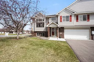 15636 Chasewood Ct, Rosemount, MN 55068 - Photo 1