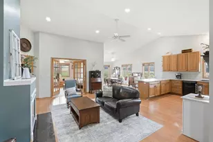 320 Willink Dr, Baldwin, WI 54002 - Photo 4