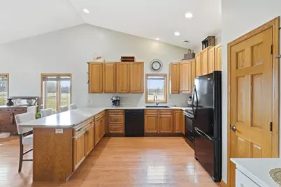 320 Willink Drive, Baldwin, WI 54002 - Photo 8