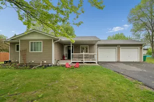 8893 Autumn Oaks Dr, Rockford, MN 55373 - Photo 1
