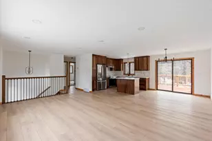 37098 Woodland Dr, Cohasset, MN 55721 - Photo 4