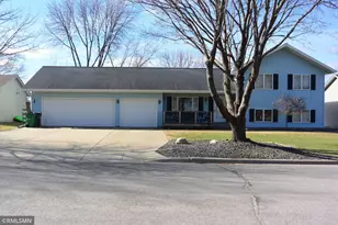 610 1st St E, Glencoe, MN 55336 - Photo 1